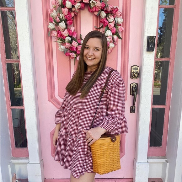 Meet Your Posher, Rachel - Picture 4 of 14